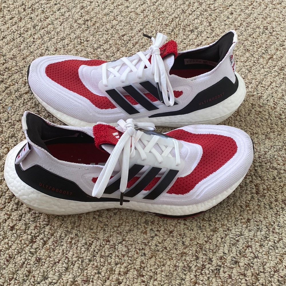 Adidas Ultraboost.